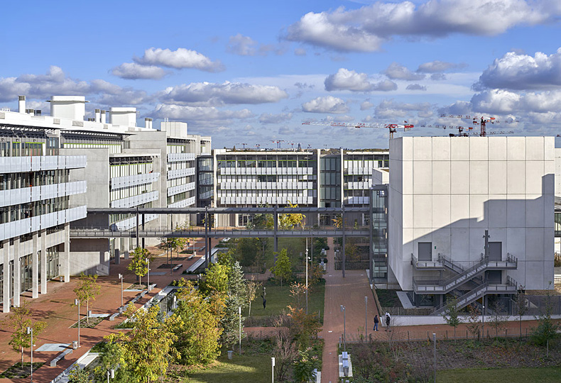 Vue générale de l'ENS-Paris Saclay, crédit photo : Michel Denancé (RPWB)